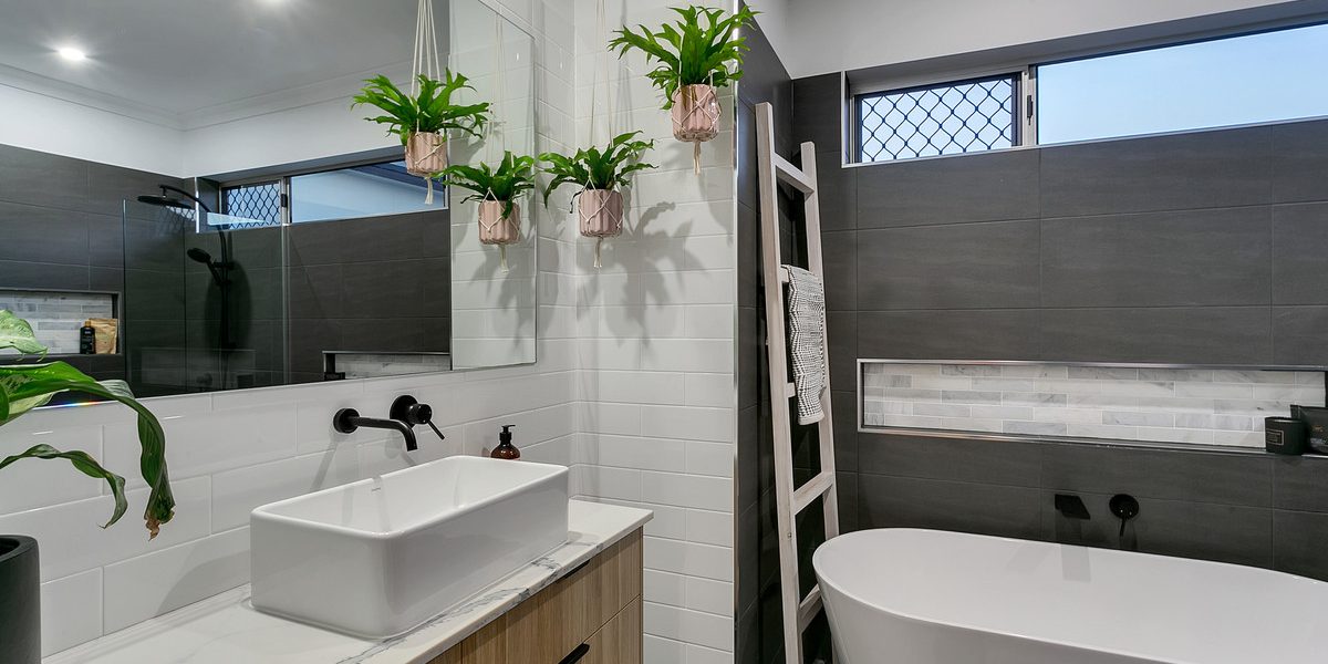 4 Yumbabulla Green, Smithfield, QLD 4878 AUS