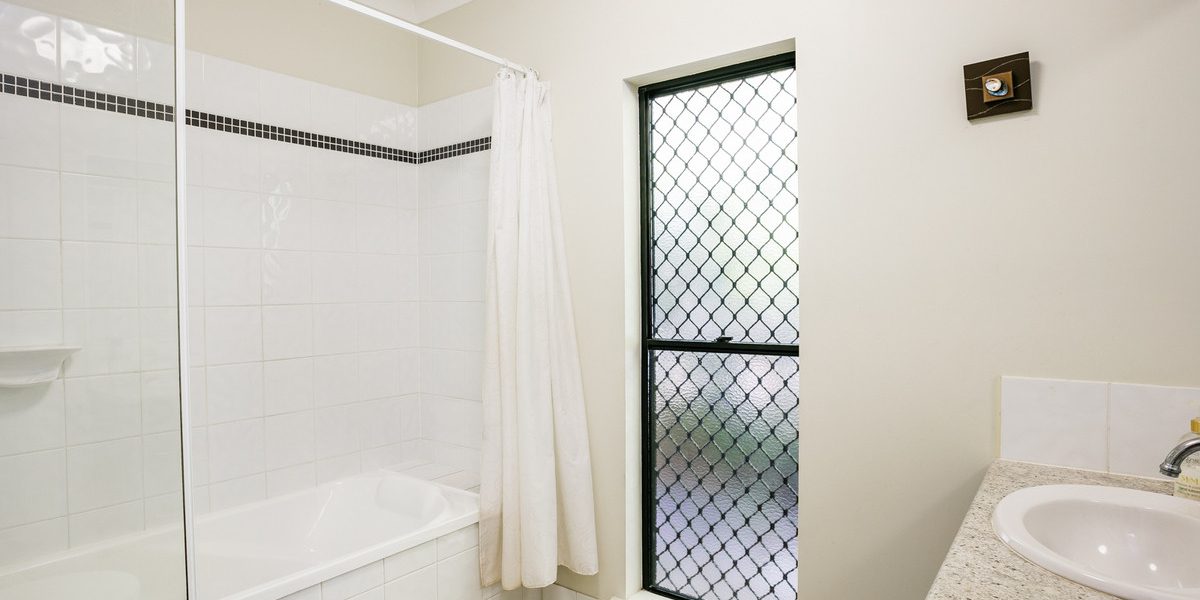 21 Angor Road, Trinity Park, QLD 4879 AUS