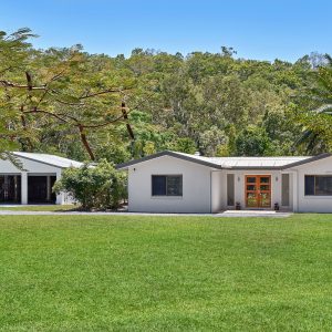 20 Evergreen Street, Clifton Beach, QLD 4879 AUS