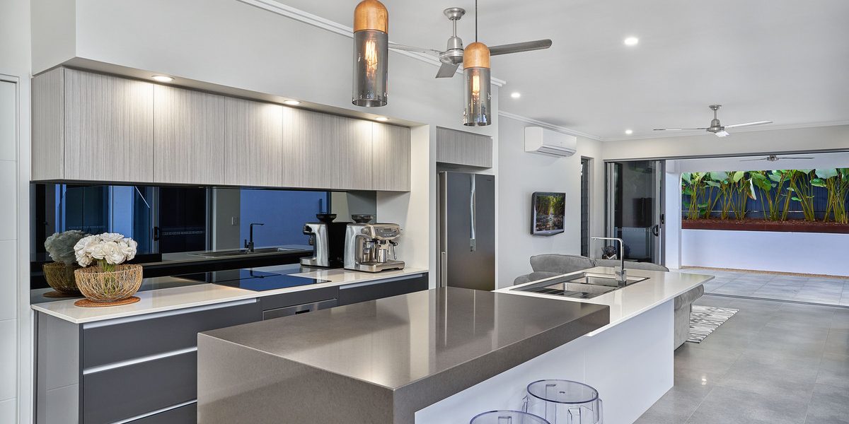 18 Whipbird Drive, Smithfield, QLD 4878 AUS