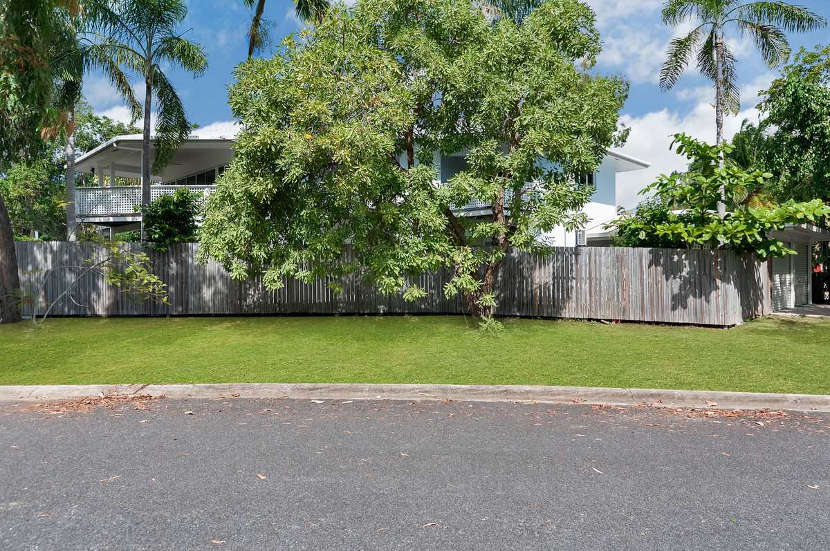 5-9 Gibson Close, Clifton Beach, QLD 4879 AUS