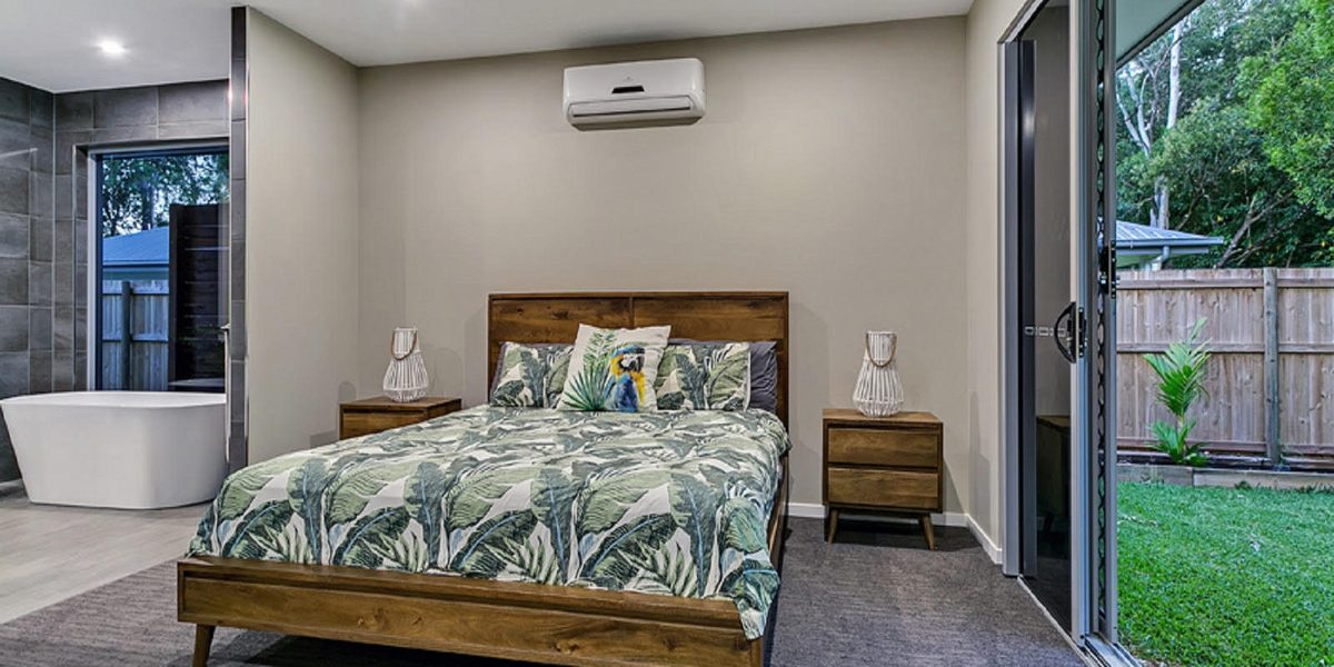 29 Moore Road, Kewarra Beach, QLD 4879 AUS