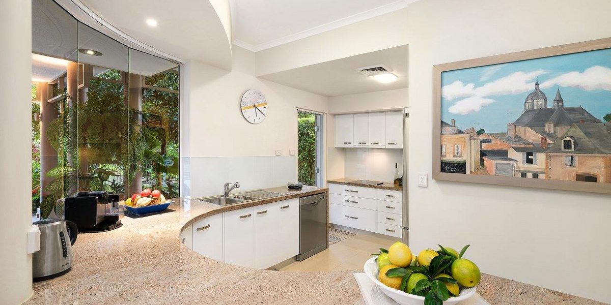 14 Orton Avenue, Kewarra Beach, QLD 4879 AUS