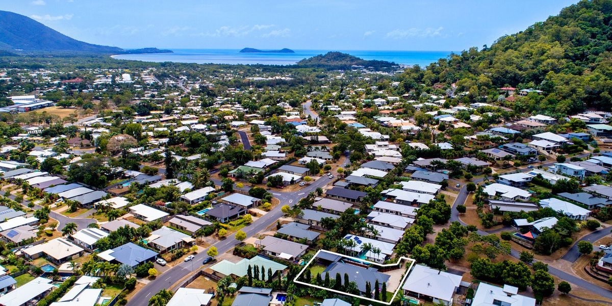 9 Catamaran Circuit, Trinity Beach, QLD 4879 AUS