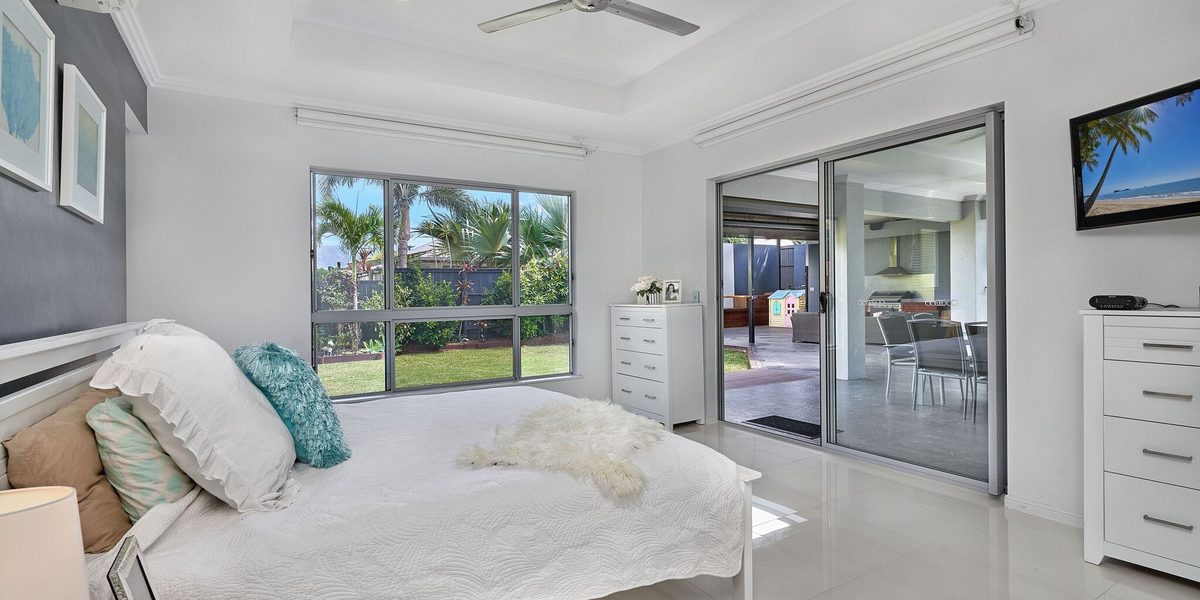 9 Catamaran Circuit, Trinity Beach, QLD 4879 AUS
