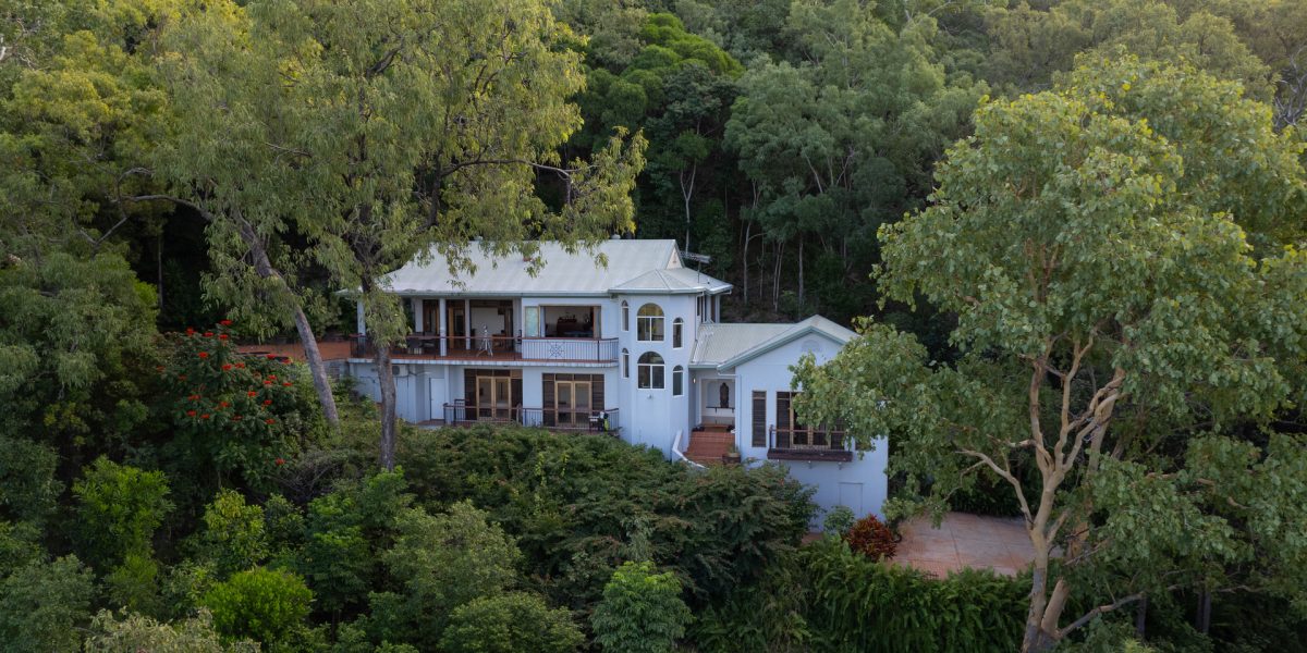 17-19 Lark Close, Clifton Beach, QLD 4879 AUS