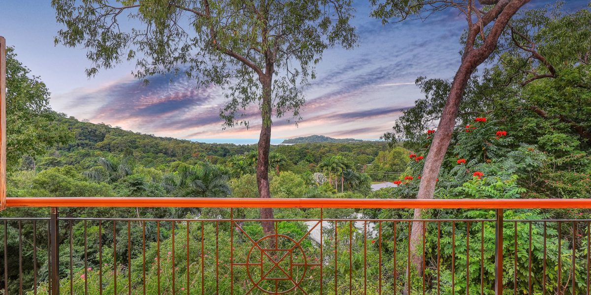 17-19 Lark Close, Clifton Beach, QLD 4879 AUS