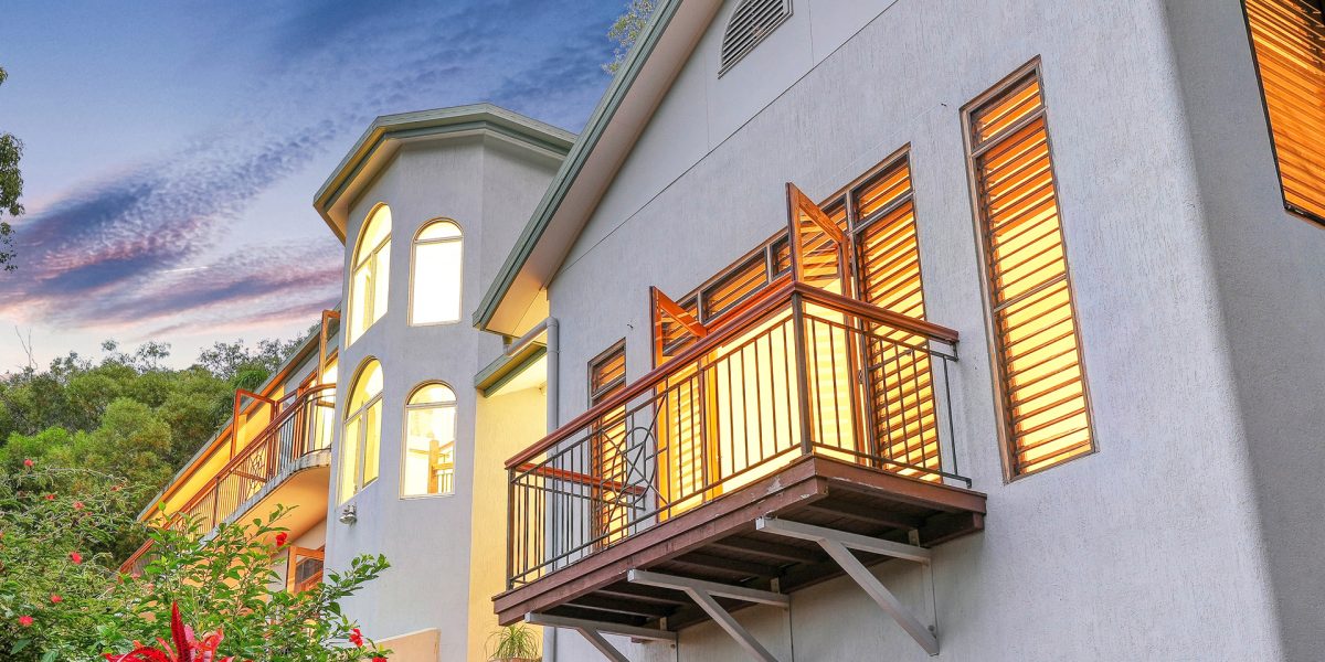 17-19 Lark Close, Clifton Beach, QLD 4879 AUS