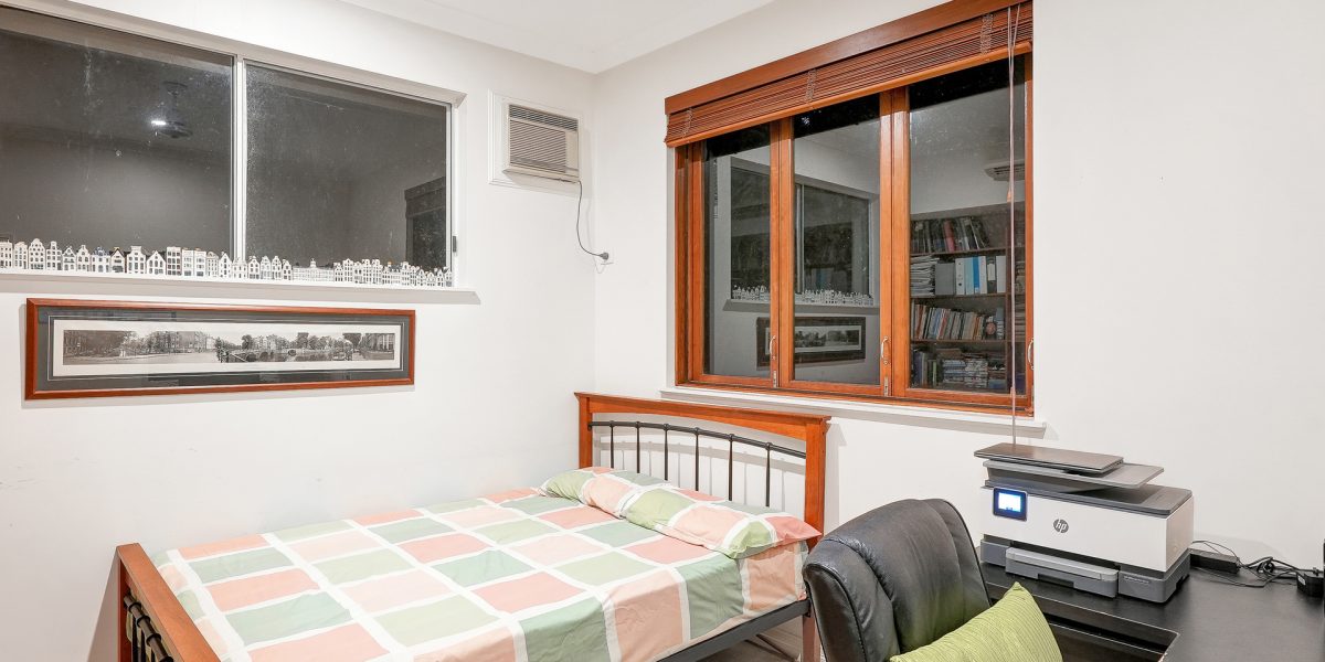 17-19 Lark Close, Clifton Beach, QLD 4879 AUS
