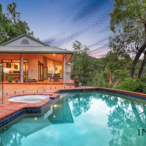 17-19 Lark Close, Clifton Beach, QLD 4879 AUS