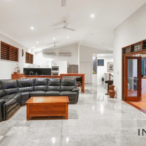 17-19 Lark Close, Clifton Beach, QLD 4879 AUS