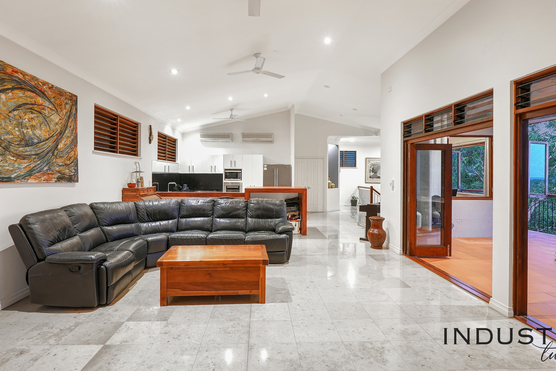 17-19 Lark Close, Clifton Beach, QLD 4879 AUS