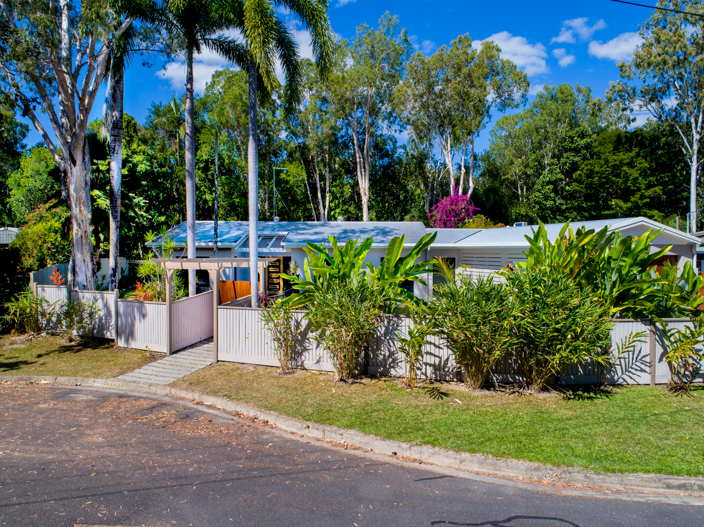 44 Rudder Close, Clifton Beach, QLD 4879 AUS