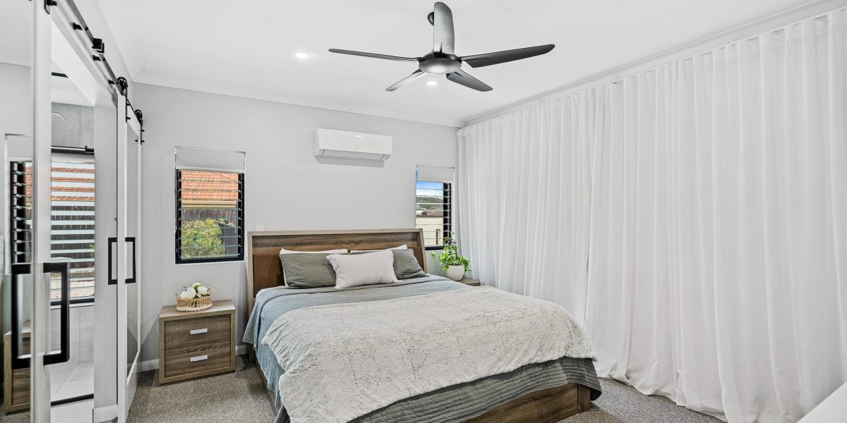 4 Trumpeter Street, Kanimbla, QLD 4870 AUS
