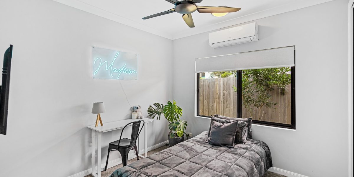 4 Trumpeter Street, Kanimbla, QLD 4870 AUS