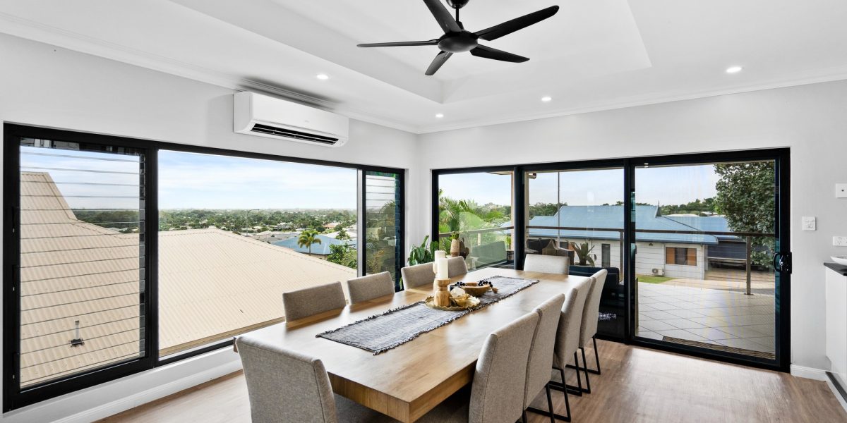 4 Trumpeter Street, Kanimbla, QLD 4870 AUS