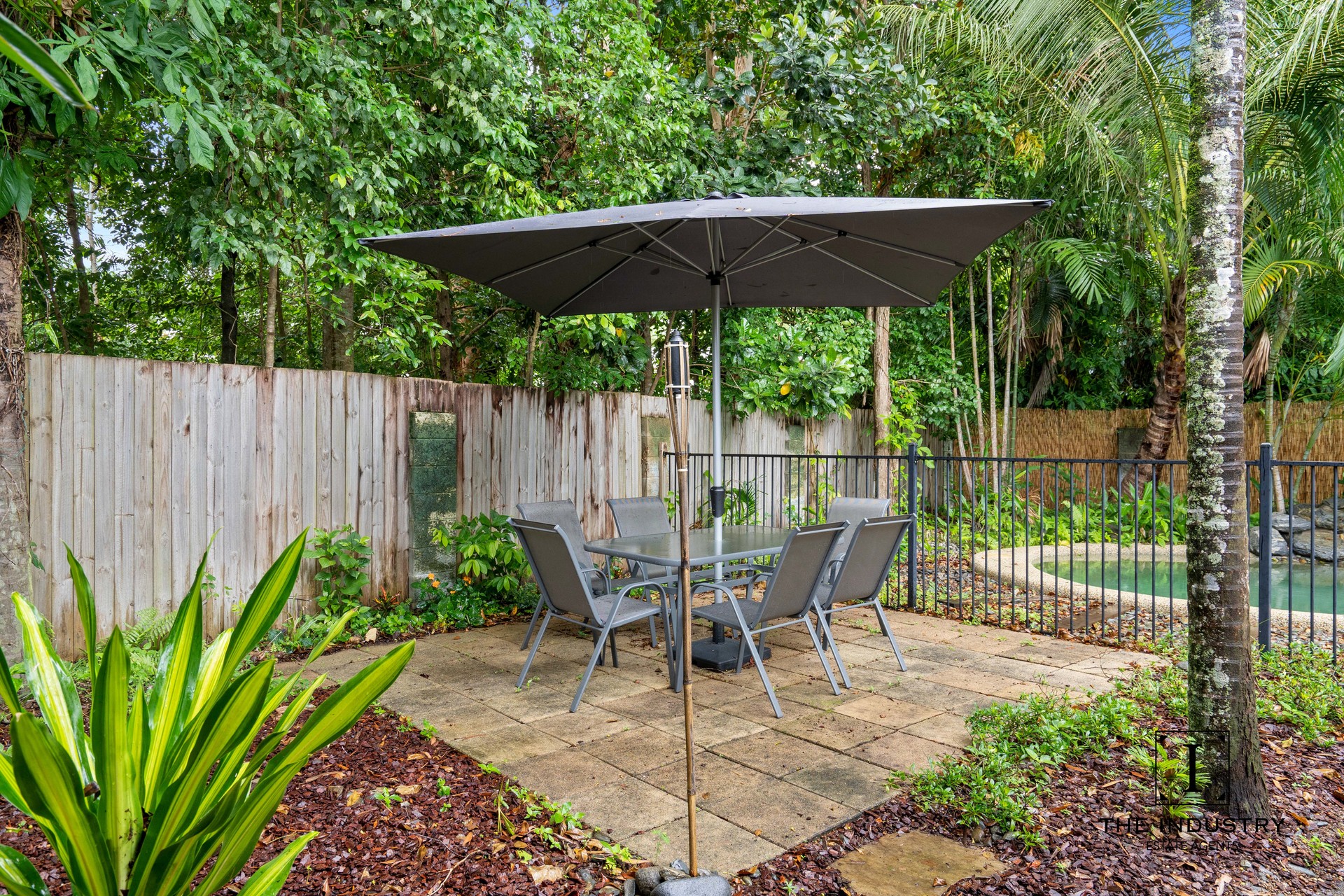 20 Beaver Street, Clifton Beach, QLD 4879 AUS