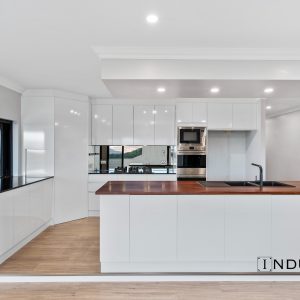 4 Trumpeter Street, Kanimbla, QLD 4870 AUS