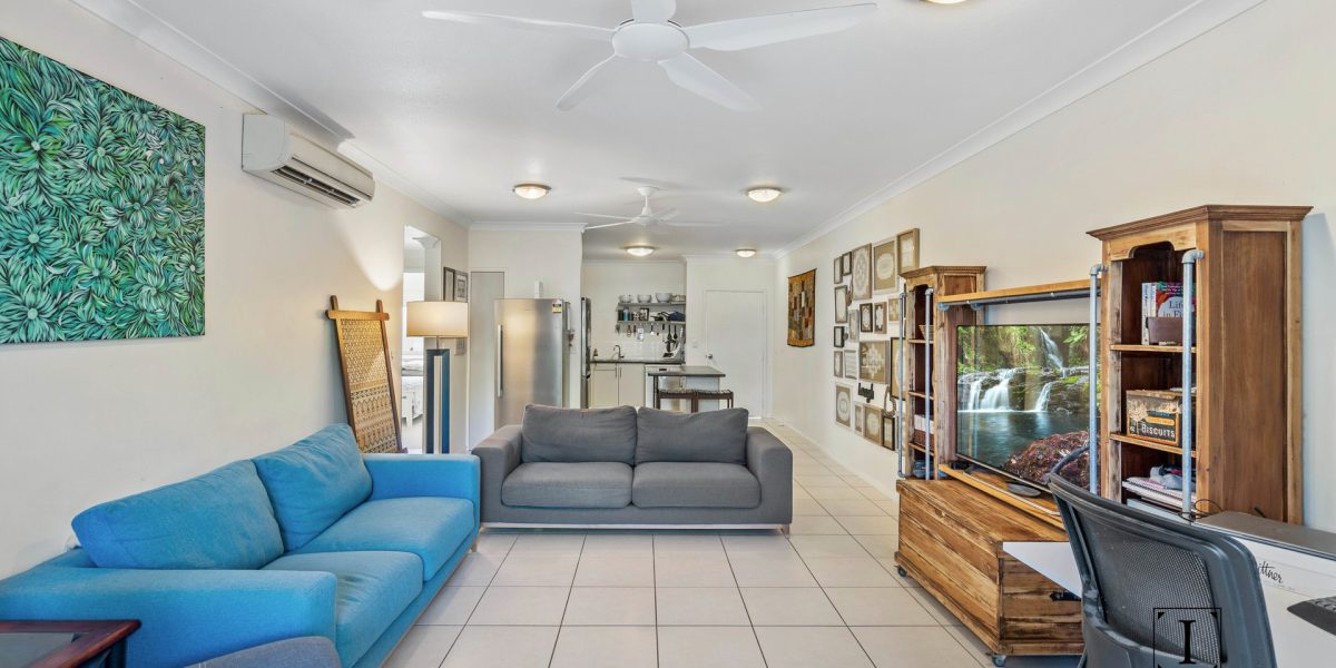 21/1-13 Ernest Street, Redlynch, QLD 4870 AUS