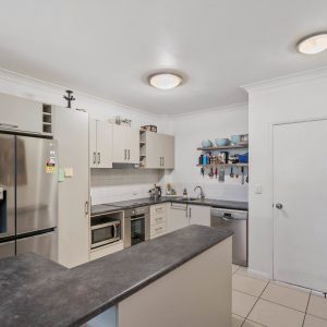21/1-13 Ernest Street, Redlynch, QLD 4870 AUS