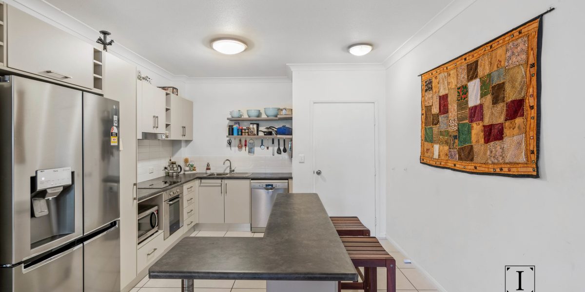 21/1-13 Ernest Street, Redlynch, QLD 4870 AUS