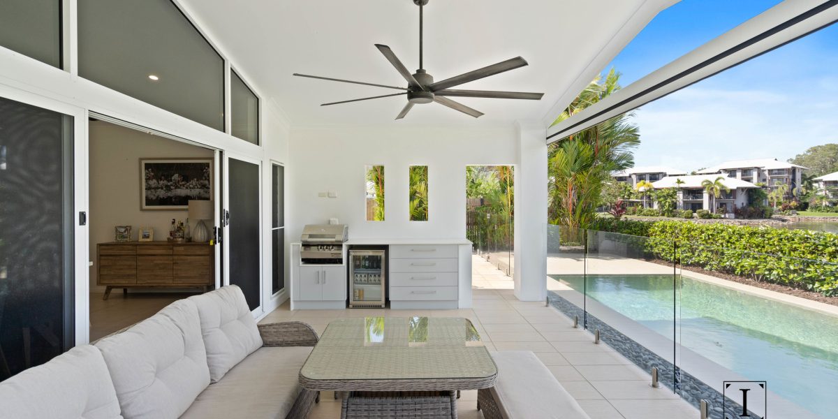 4 Lagoon Drive, Trinity Beach, QLD 4879 AUS