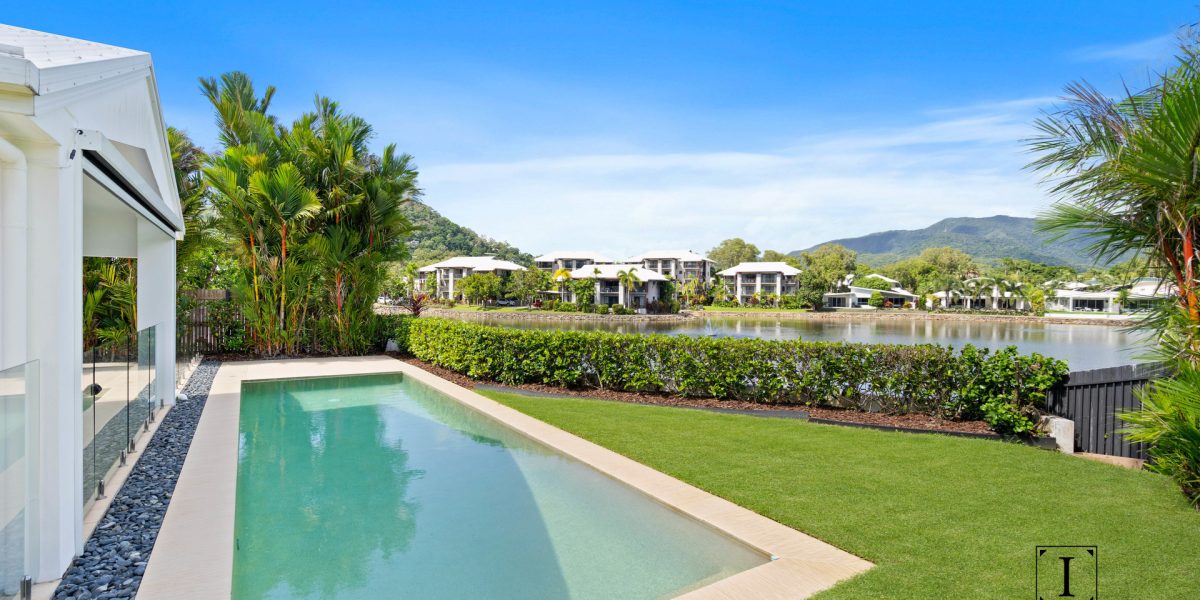 4 Lagoon Drive, Trinity Beach, QLD 4879 AUS