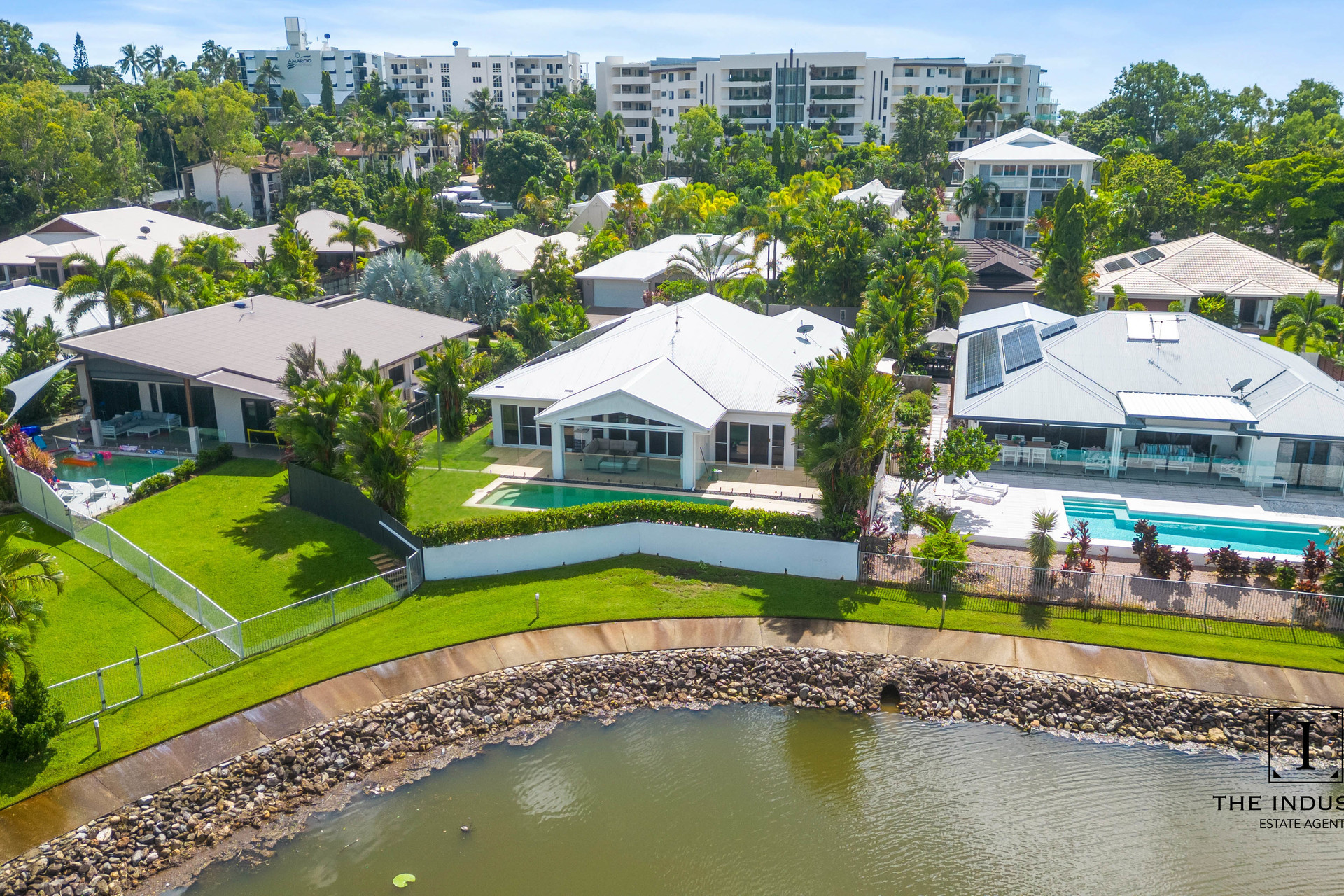 4 Lagoon Drive, Trinity Beach, QLD 4879 AUS