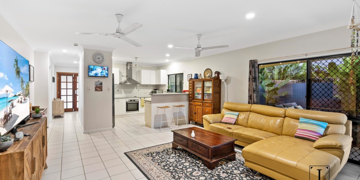24 Monterey Street, Kewarra Beach, QLD 4879 AUS