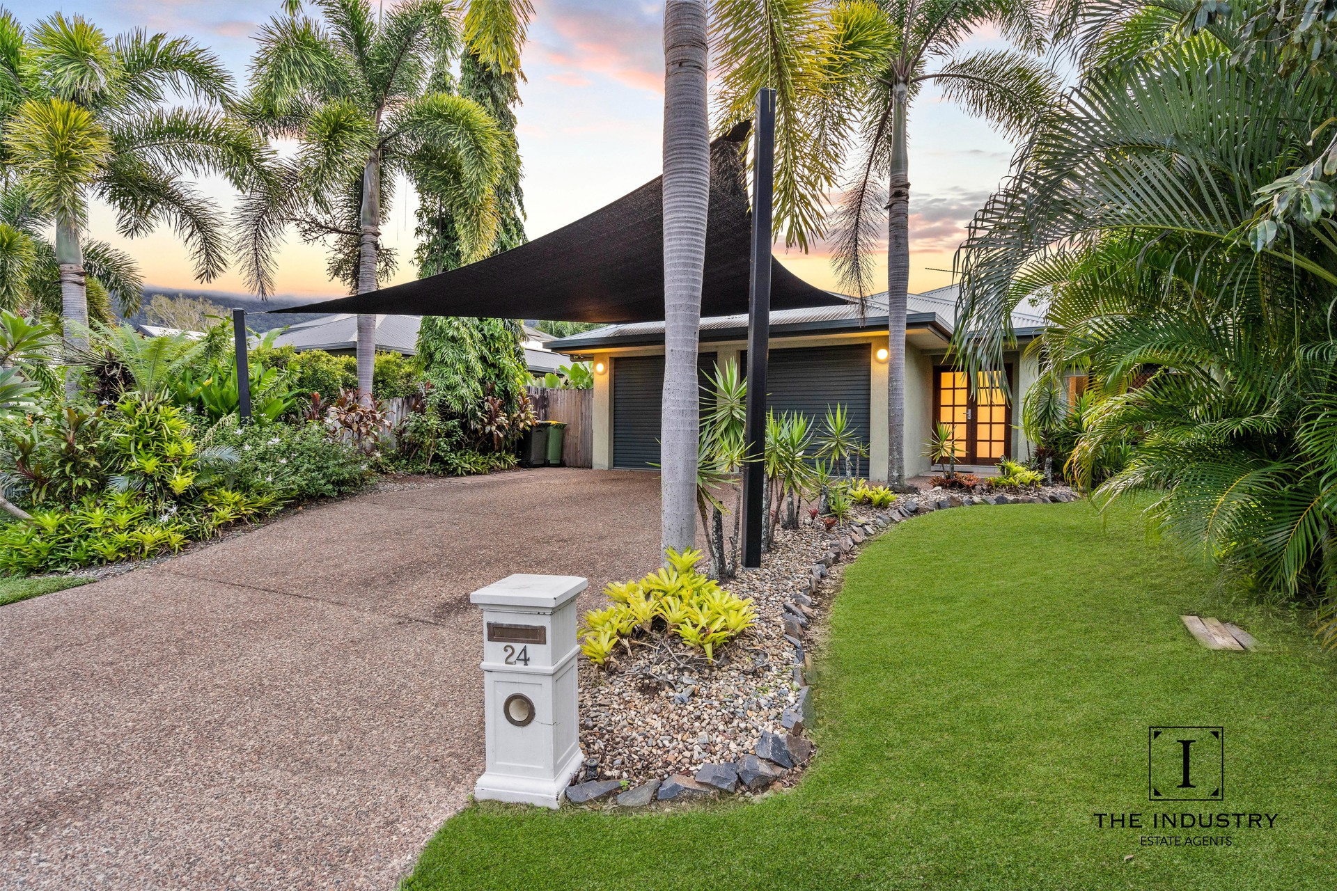 24 Monterey Street, Kewarra Beach, QLD 4879 AUS