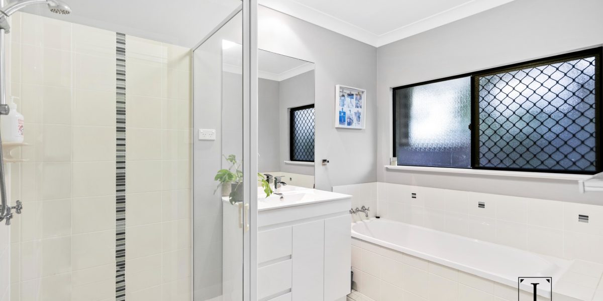 24 Monterey Street, Kewarra Beach, QLD 4879 AUS