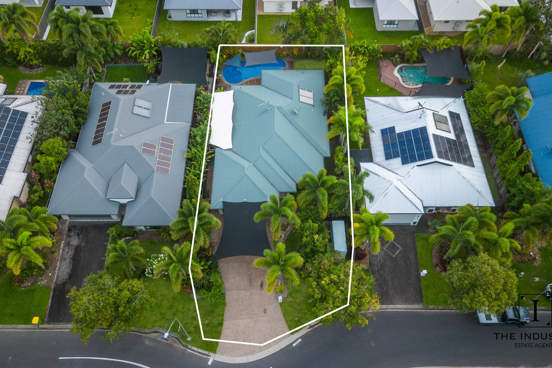 24 Monterey Street, Kewarra Beach, QLD 4879 AUS