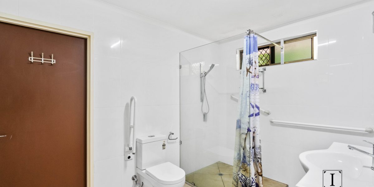 12 Wakunai Close, Trinity Beach, QLD 4879 AUS