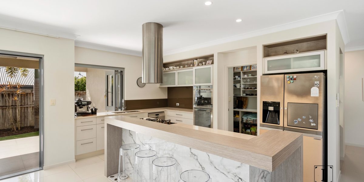 7 Whipbird Drive, Smithfield, QLD 4878 AUS