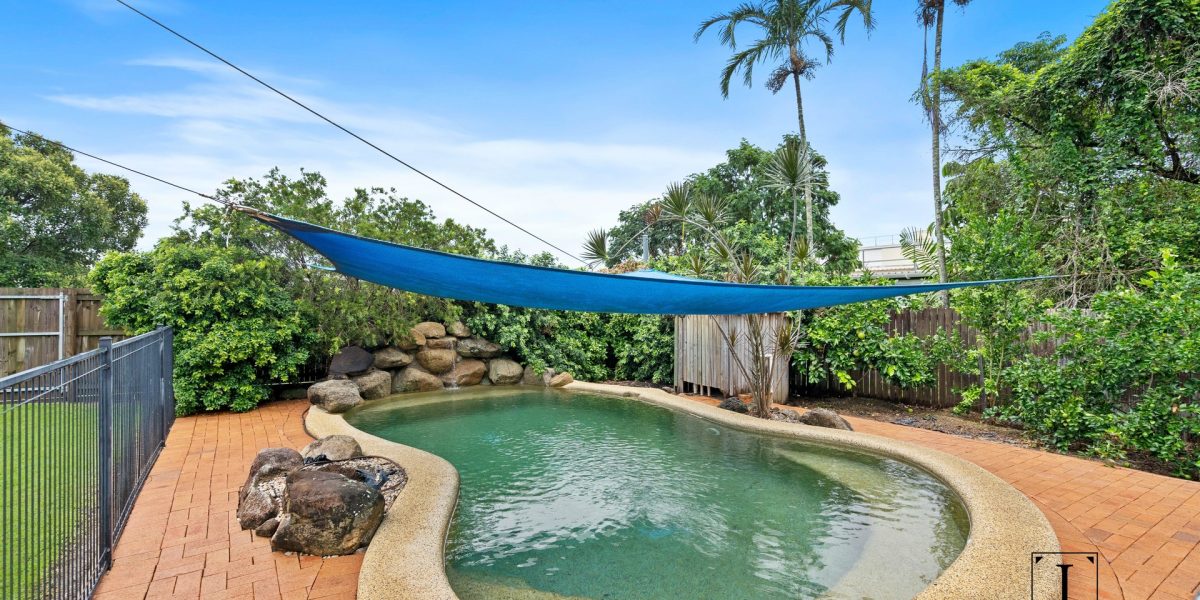2 Atlas Close, Smithfield, QLD 4878 AUS