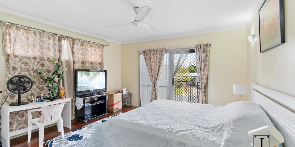 6 Marian Close, Smithfield, QLD 4878 AUS