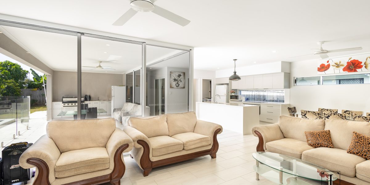 2 Thornborough Circuit, Smithfield, QLD 4878 AUS
