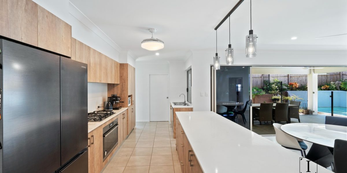 29 Propeller Court, Trinity Beach, QLD 4879 AUS