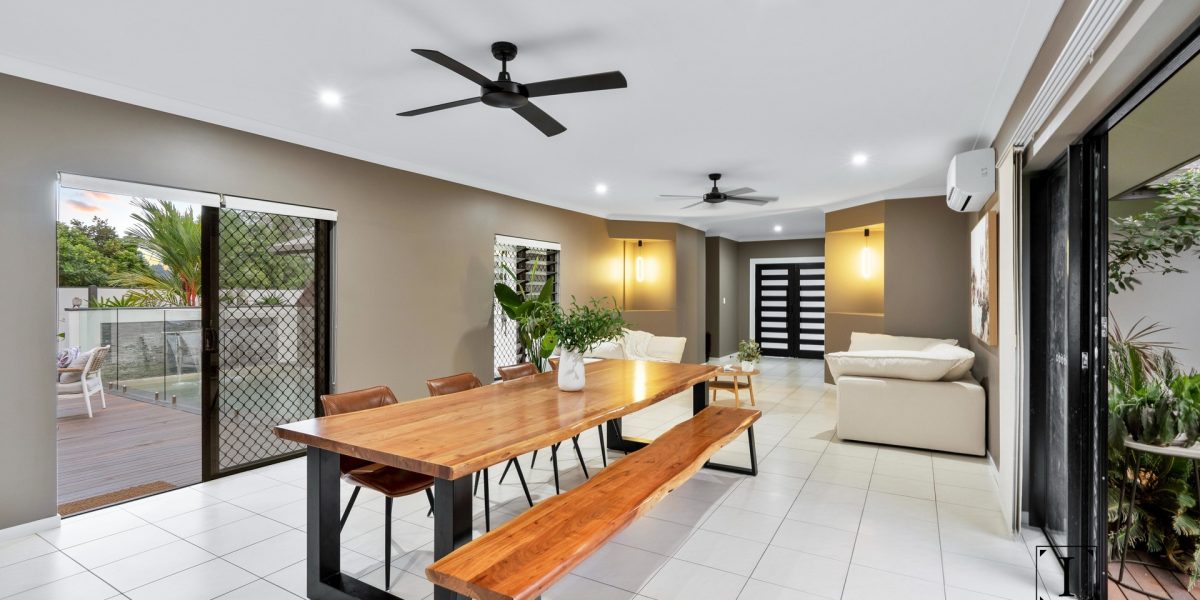 43 Tyrconnell Crescent, Redlynch, QLD 4870 AUS