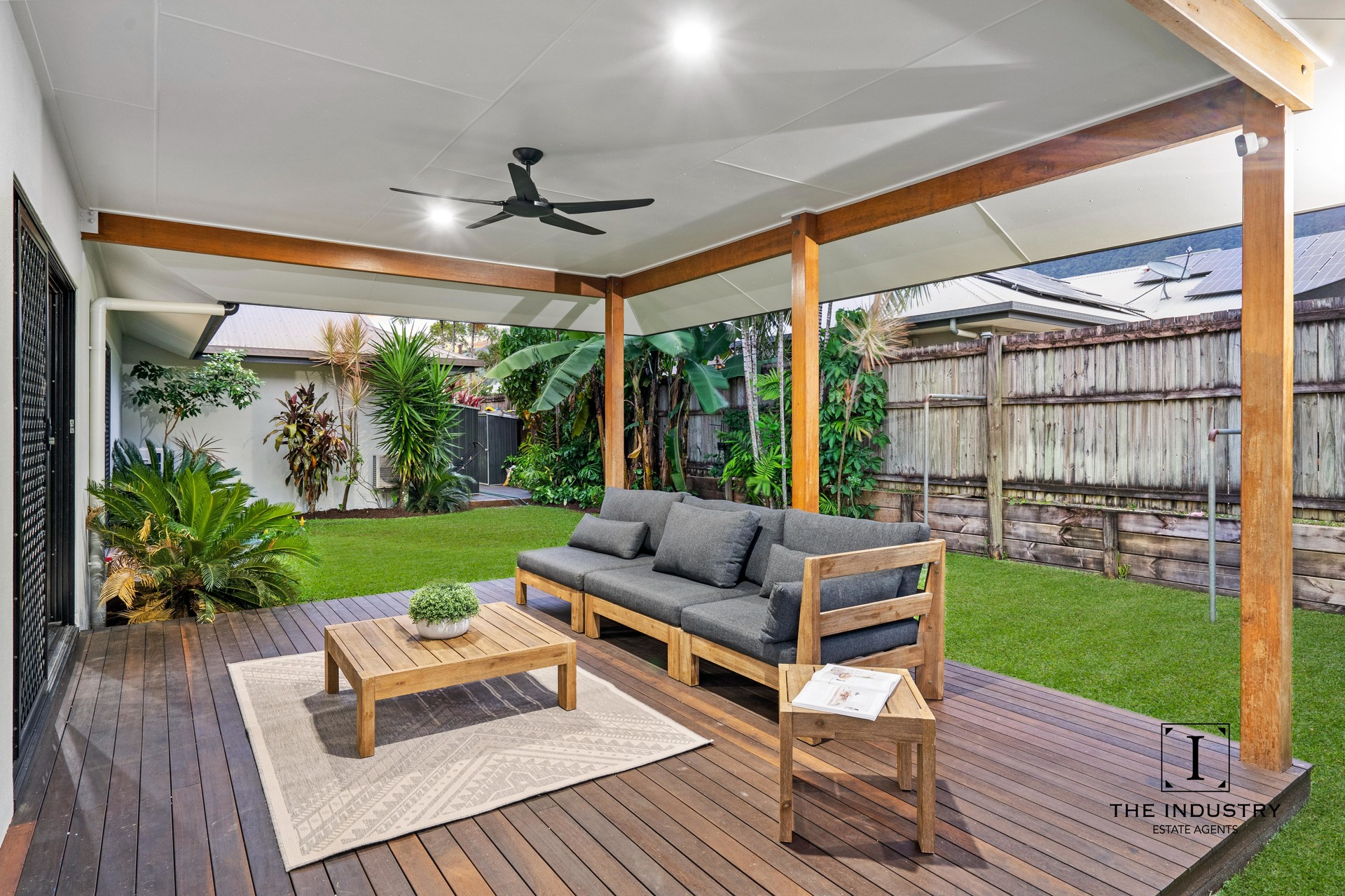 43 Tyrconnell Crescent, Redlynch, QLD 4870 AUS