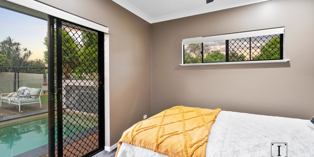 43 Tyrconnell Crescent, Redlynch, QLD 4870 AUS