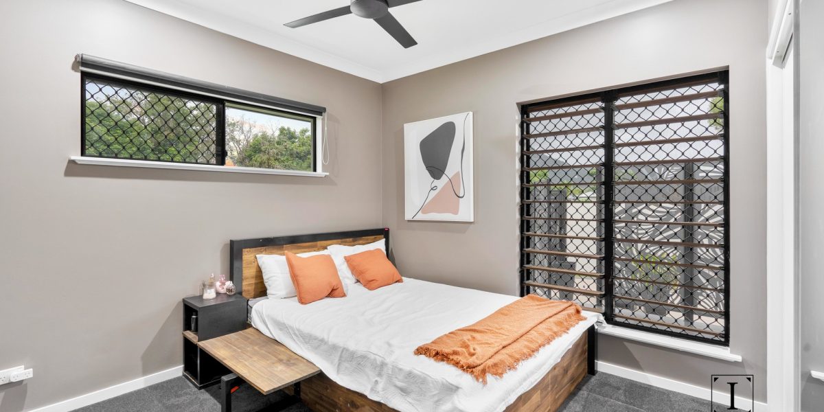 43 Tyrconnell Crescent, Redlynch, QLD 4870 AUS