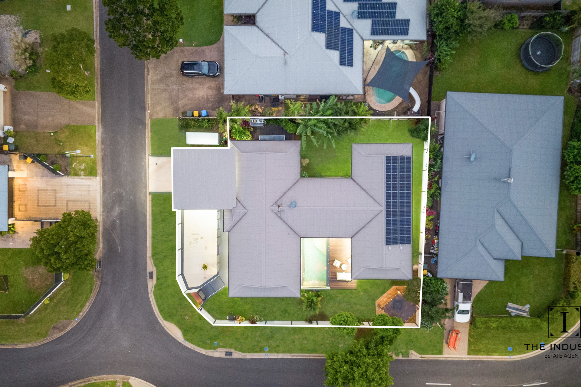 43 Tyrconnell Crescent, Redlynch, QLD 4870 AUS