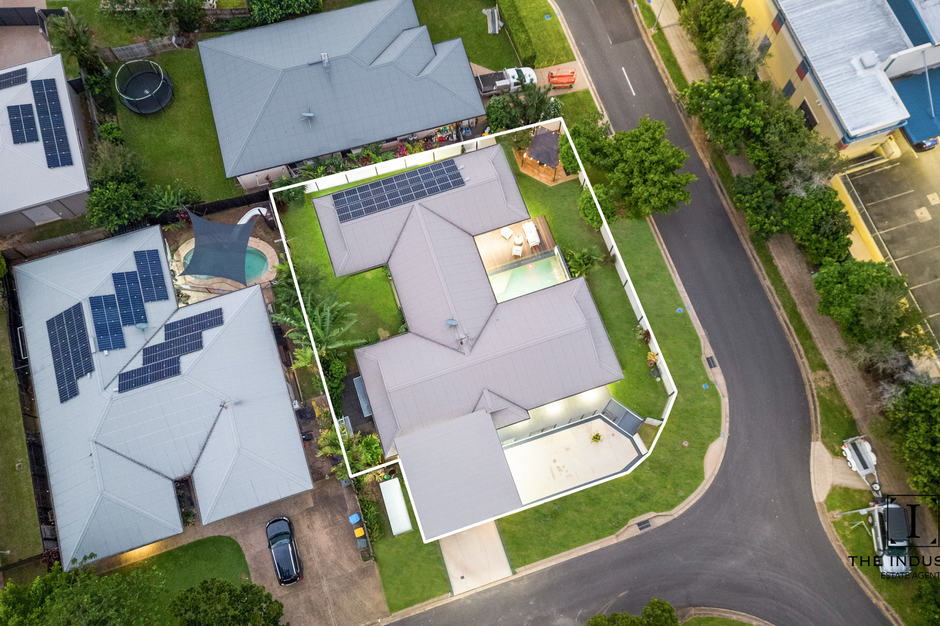 43 Tyrconnell Crescent, Redlynch, QLD 4870 AUS