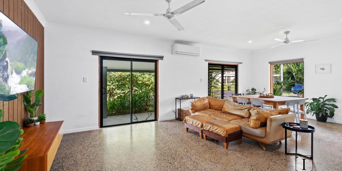 16 Cayley Street, Trinity Beach, QLD 4879 AUS