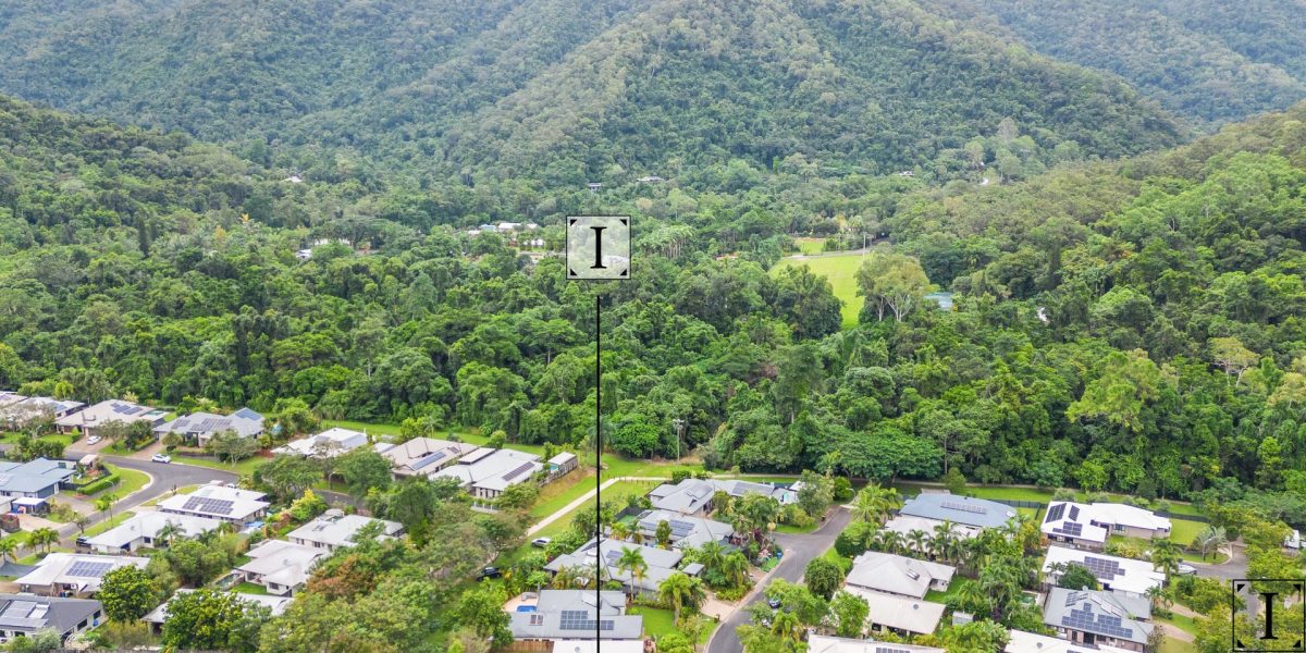3 Chandra Close, Redlynch, QLD 4870 AUS