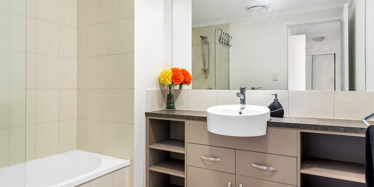 8/9-15 McLean Street, Cairns North, QLD 4870 AUS