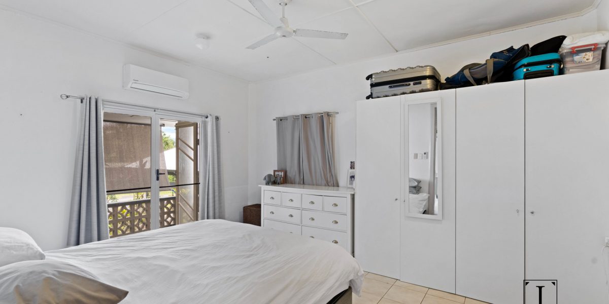 25 Passchendaele Street, Stratford, QLD 4870 AUS