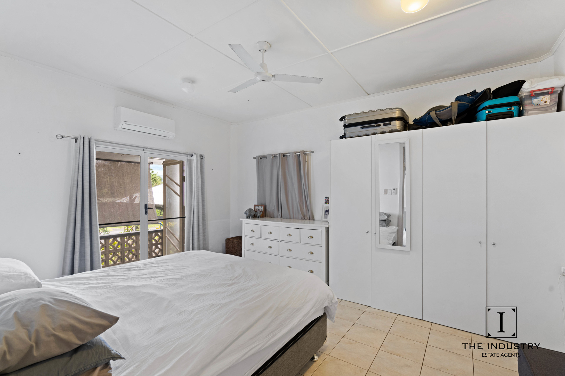 25 Passchendaele Street, Stratford, QLD 4870 AUS