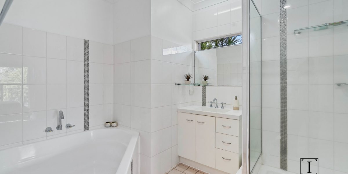 5 Thornton Court, White Rock, QLD 4868 AUS